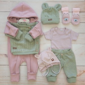 Stylizacja kwitnąca wiosna dla dziewczynki