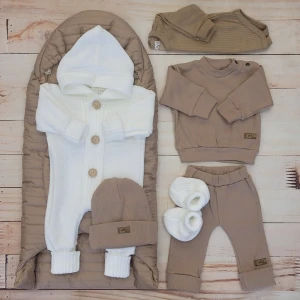 Stylizacja wiosenno-zimowa beżowa klasyka