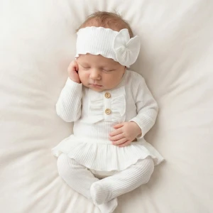 Pajacyk prążkowany z falbankami + opaska komplet 2 cz 50-68 biały