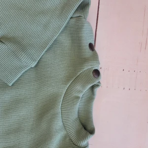 43 cz komplet sweter bluza spodnie czapka niemowlę noworodek elastyczny wyjście ze szpital awyprawka .jpg