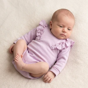 Bawełniane rosnące body z falbanką dla dziewczynki 56-86 sweet lila 