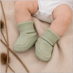 KAZUM Buciki niemowlęce, materiałowe buciko-skarpetki olive green 56-86 