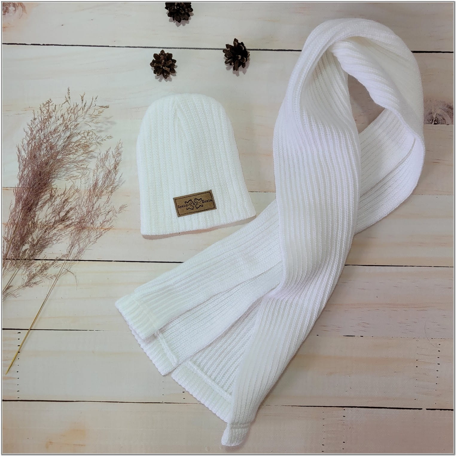 17 czapka szalik włóczkowe.jpg