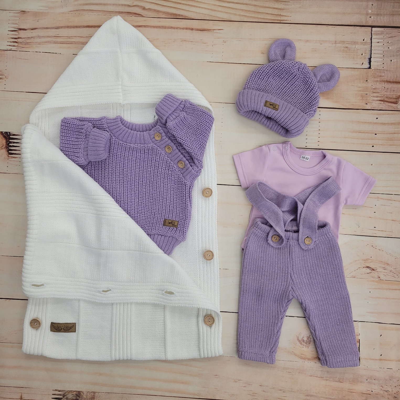 1stylizacja wiosna jesień włóczkowa otulacz body sweterek legginsy na szelkach wyprawka wyjście ze sz.JPG